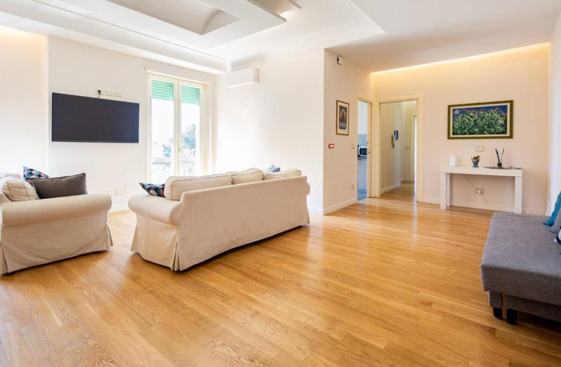 Viola Home Σαλέρνο Εξωτερικό φωτογραφία